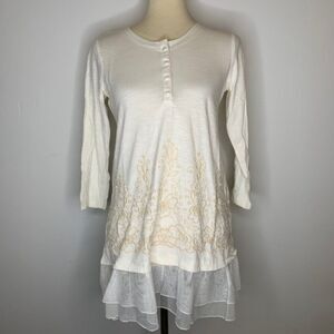 New LOGO by Lori Goldstein Embroidered Henley Slub Top with Tulle Hem | Size XXS